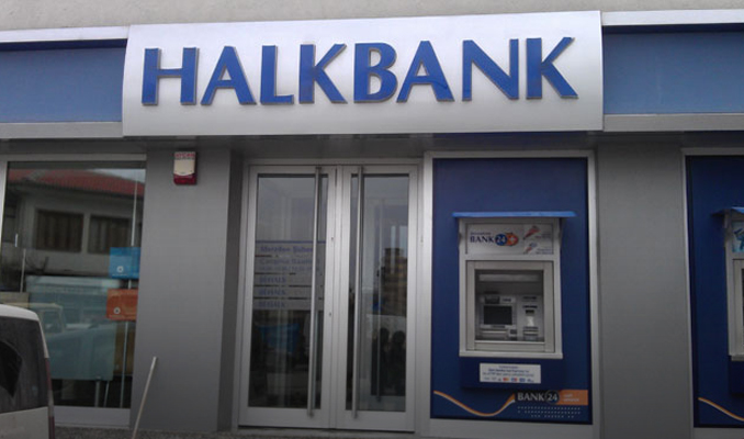 Fitch Halkbank'ı negatif izlemeye aldı