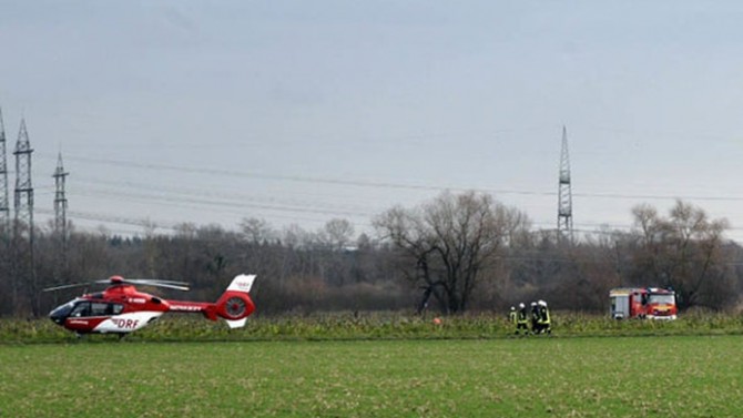 Almanya'da uçak ve helikopter çarpıştı