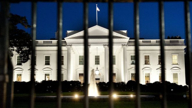 Beyaz Saray'da istifa şoku
