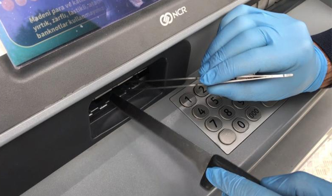 'Cımbızlı' ATM hırsızına suçüstü