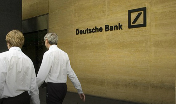 Deutsche Bank'ta aramalar sürüyor