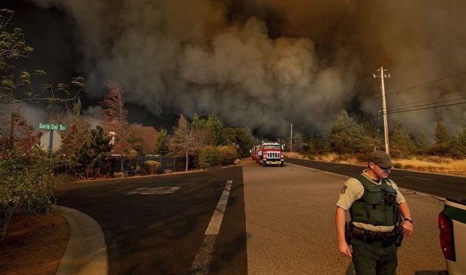 Kaliforniya'daki korkunç yangın önlenemiyor