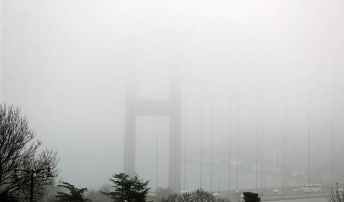 İstanbul Boğazı'nda yoğun sis