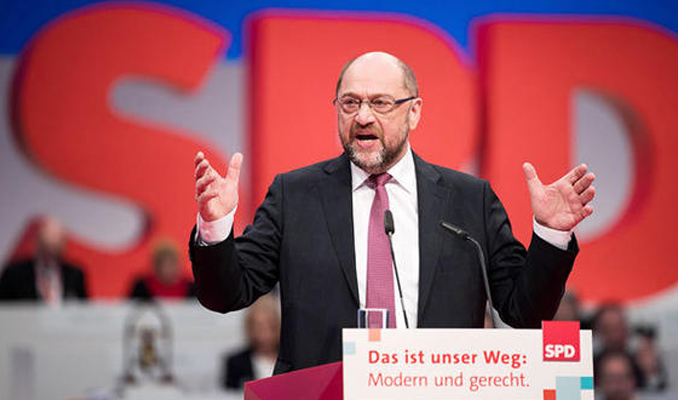 SPD Başkanı Martin Schulz istifa etti