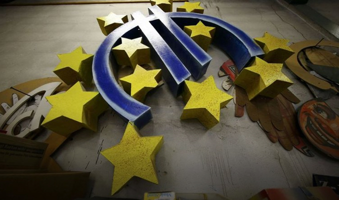 Euro bölgesi 2017'nin son çeyreğinde büyüdü
