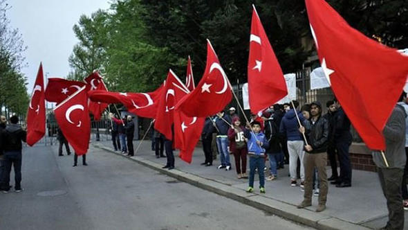 PYD/PKK yandaşlarına Budapeşte'de büyük şok