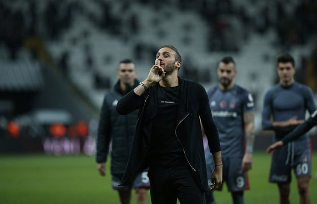 Cenk Tosun'dan Beşiktaş'a destek