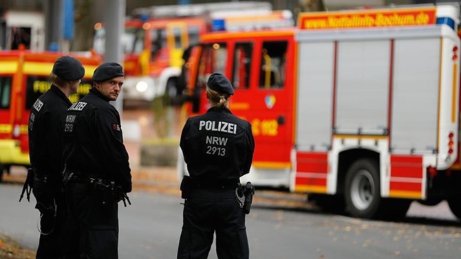 Almanya'da metro kazası: 30'dan fazla yaralı