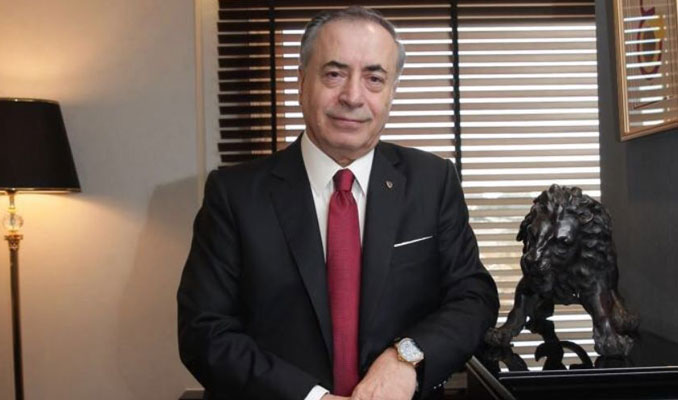 Galatasaray Başkanı Cengiz trafik kazası geçirdi