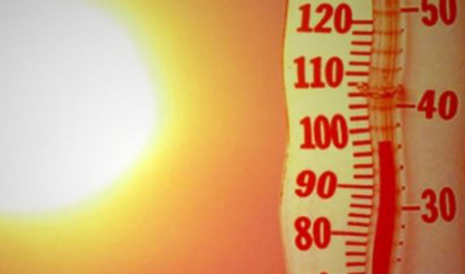 Adana'da hava sıcaklığı rekor kırdı