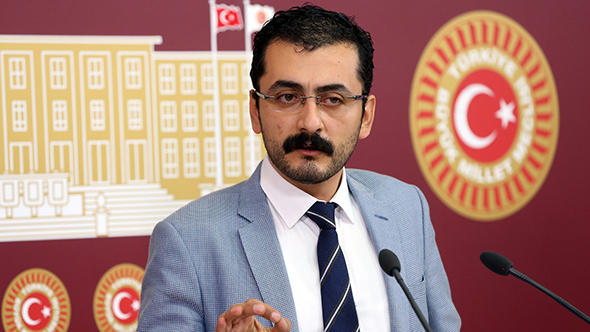 Erdem: Zaman gazetesinin önüne Kılıçdaroğlu gönderdi