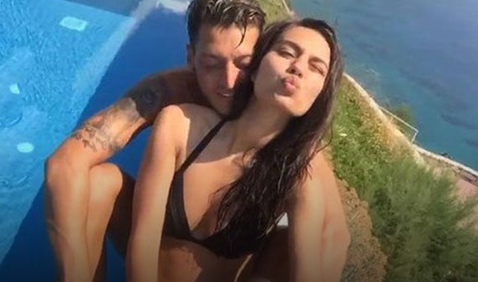 Mesut Özil, Alaçatı’dan villa aldı