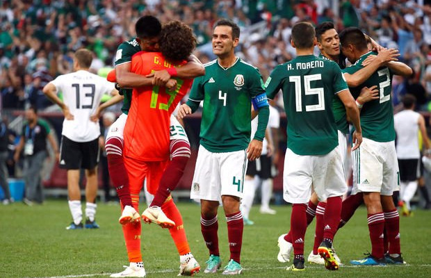 Meksika, son şampiyon Almanya'yı devirdi