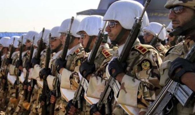 İran, Körfez'de askeri tatbikata hazırlanıyor