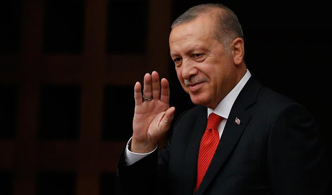 Erdoğan'dan flaş hareket! Trump konuşurken salonu mu terketti?