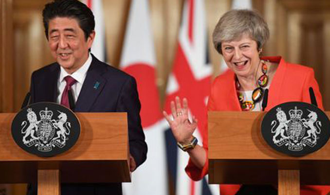 Japonya Başbakanı'ndan İngiltere ve AB'ye Brexit uyarısı