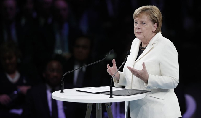 Merkel: Türkiye yakın gelecekte AB üyesi olamaz