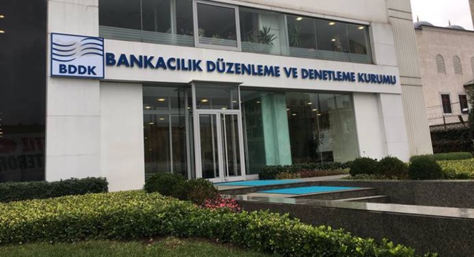 BDDK kurucu üyesi Çevik'ten İhlas Finans açıklaması
