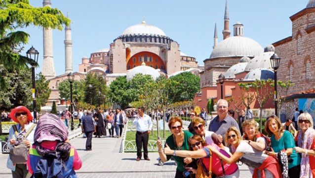 İstanbul'a 9 ayda 11 milyon 342 bin 822 turist geldi