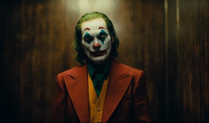 1 milyar dolar hasılat yapan ilk +18 film: Joker