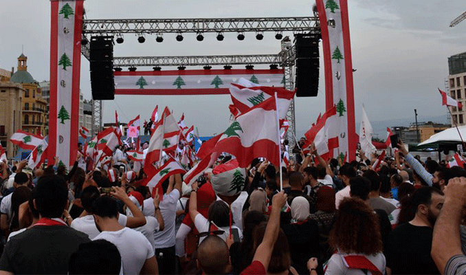 7 soruda Lübnan'daki kitlesel gösteriler
