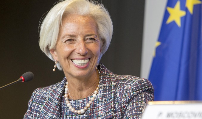 Lagarde: Yeni bir politika karışımına ihtiyacımız var