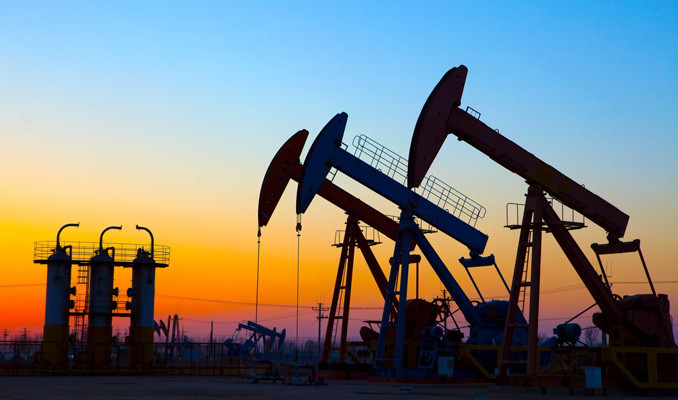Brent petrolün varili 62,30 dolar