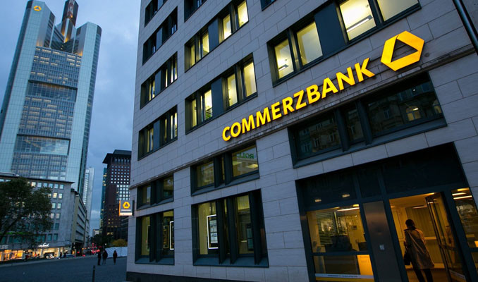 Commerzbank CEO'su Zielke hedeflerini ikinci kez düşürdü