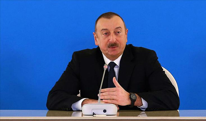 Azerbaycan'da hükümet erken seçim için Aliyev'e başvurdu