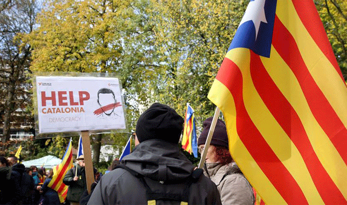 Ayrılıkçı Katalanlar bağımsızlık hedefinden vazgeçmiyor
