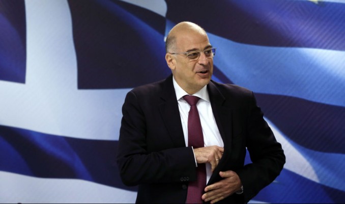 Yunanistan Dışişleri Bakanı'ndan skandal görüşme