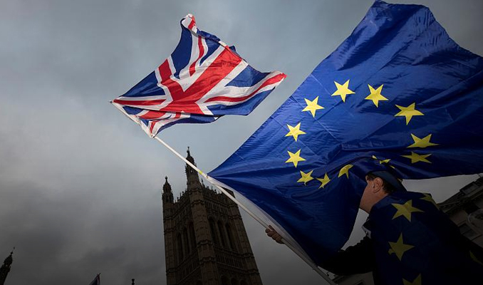 İngiliz Parlamentosu Brexit önergesini reddetti