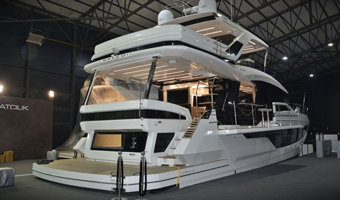 Tekne değil adeta villa: Fiyatı tam 50 milyon lira