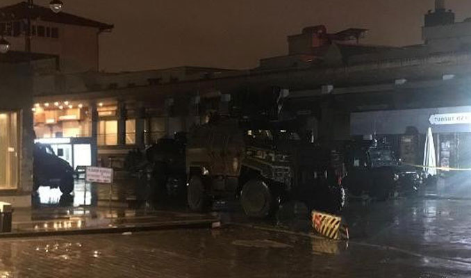Diyarbakır'da polise EYP'li saldırı