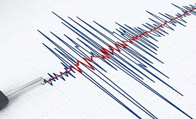 Ekvador'da 6,2 büyüklüğünde deprem