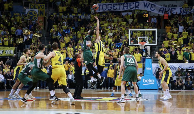 Fenerbahçe Beko play-off'a hızlı başladı: 33 sayı fark