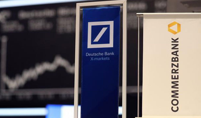 Commerzbank çalışanları Deutsche Bank ile birleşmeye karşı