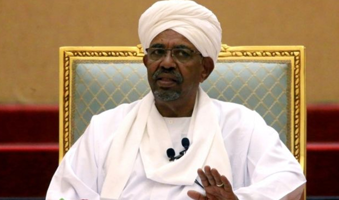 Devrik Sudan lideri El Beşir'in evinde 130 milyon dolardan fazla nakit bulundu
