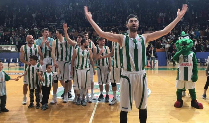 Bursaspor Basketbol'un Manisa'da şampiyonluk coşkusu