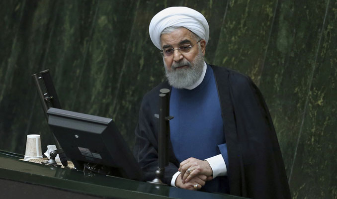Ruhani'den gençlere: Siyasette daha aktif olun