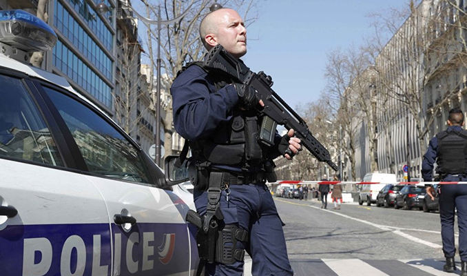 Fransa'da bombalı saldırı: 13 kişi yaralandı