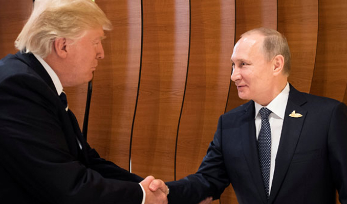 Putin ve Trump'tan 1.5 saatlik telefon görüşmesi