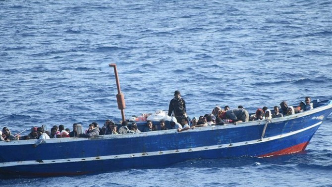 Göçmenleri kurtaran gemilere para cezası 