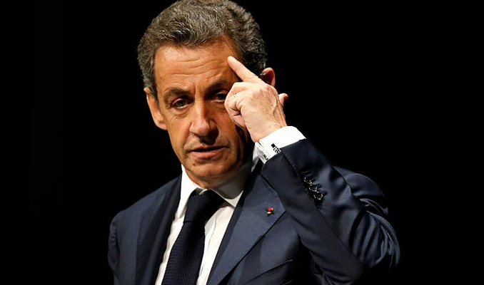 Sarkozy, yolsuzluk suçlamasıyla yargılanacak