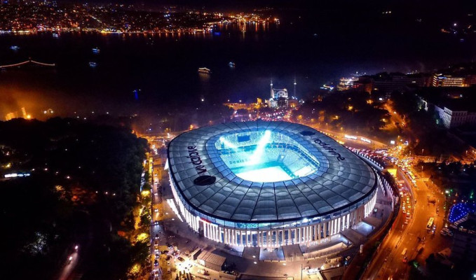 Chelsea ve Liverpool Süper Kupa için İstanbul'a gelecek