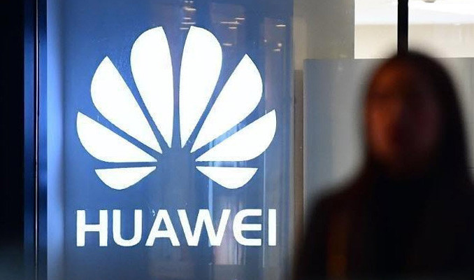 İngiltere, Huawei konusunda henüz karar vermedi