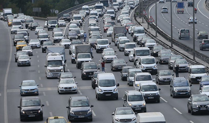 İstanbul trafiğinde her gün 70 dakika harcıyoruz
