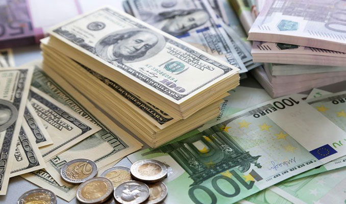 Dolar, euro karşısında son iki yılın en yüksek seviyesini gördü