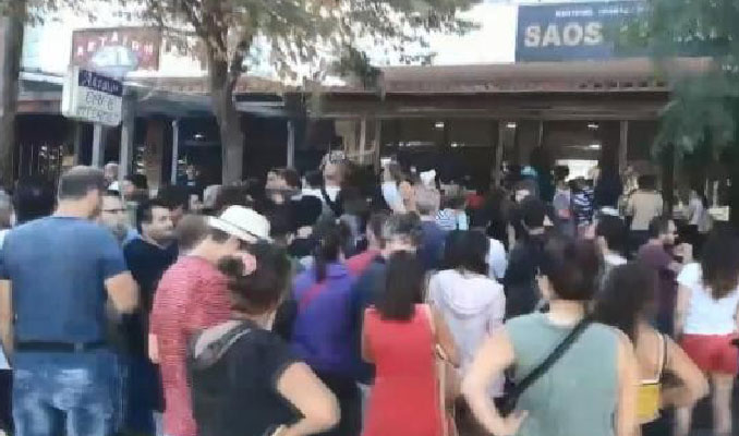 Türkler de var! Semadirek'te binin üzerinde turist mahsur kaldı