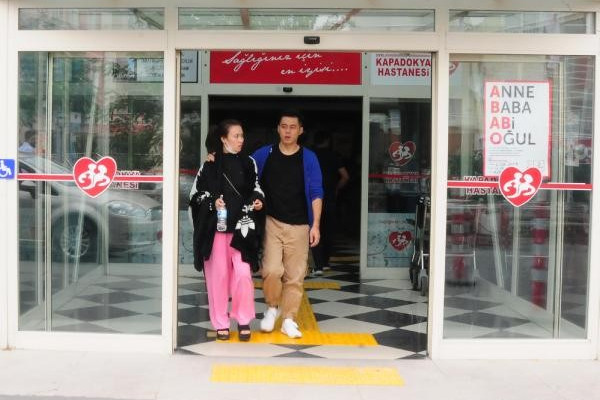 Kapadokya'da otelde zehirlenen 94 turist, hastanelik oldu